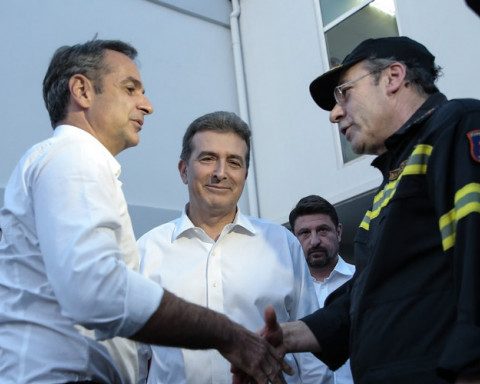 Daily Post:Στο Κέντρο Επιχειρήσεων στο Χαλάνδρι ο Κ.Μητσοτάκης-Ευχαρίστησε τον κρατικό μηχανισμό